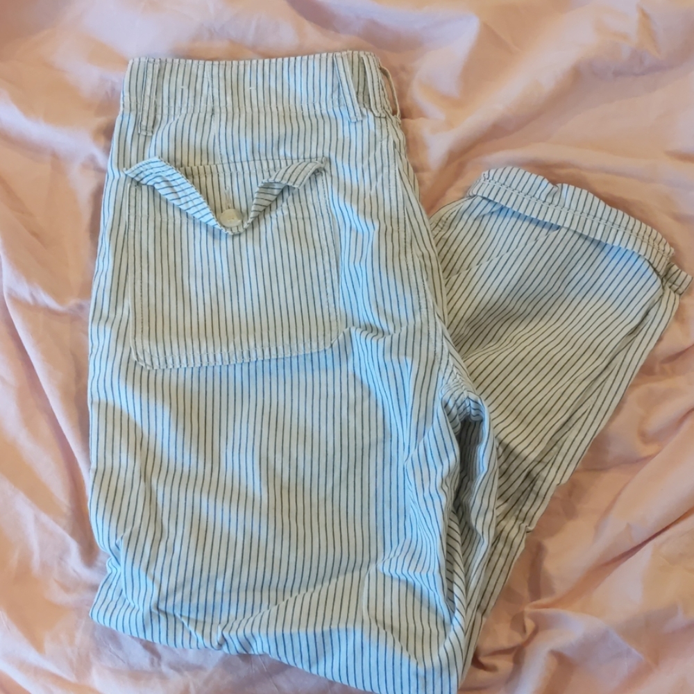 American eagle striped pants 6 short